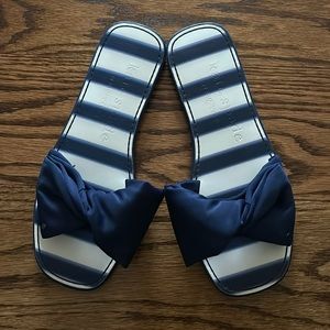 Kate Spade navy size 7B bow slides